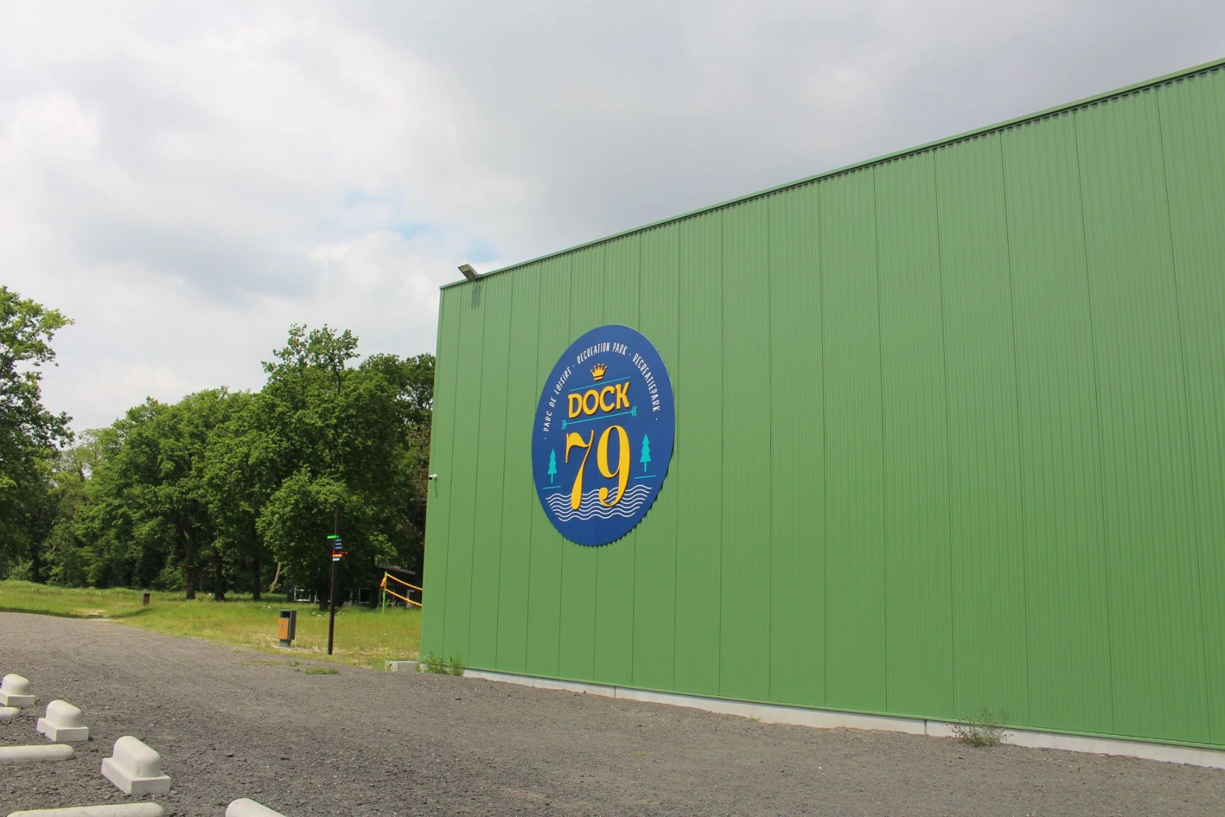 signalétique logo personnalisé
