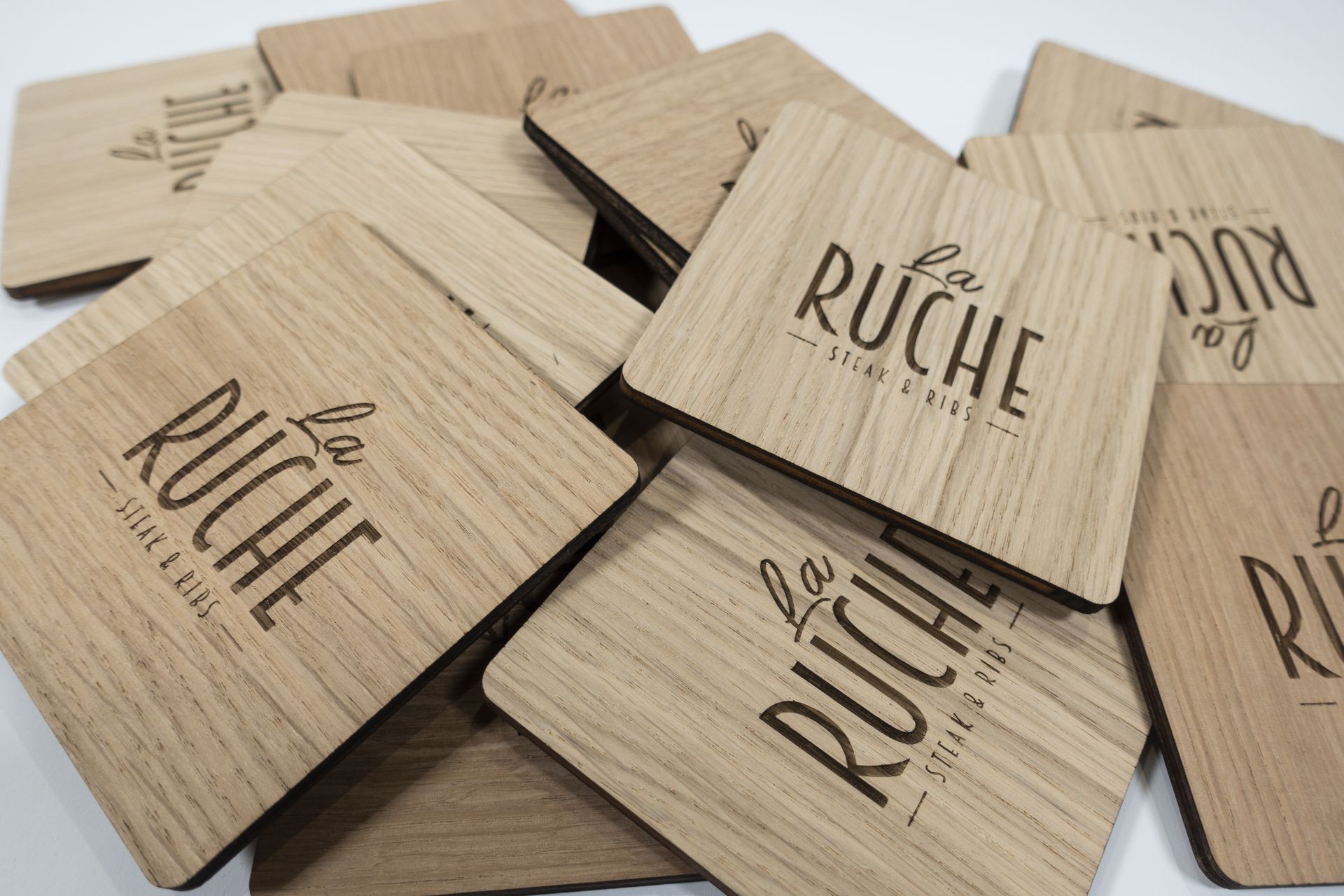 sous-verres gravés sur mesure